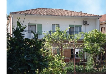 Croazia Privát Slatine, Esterno